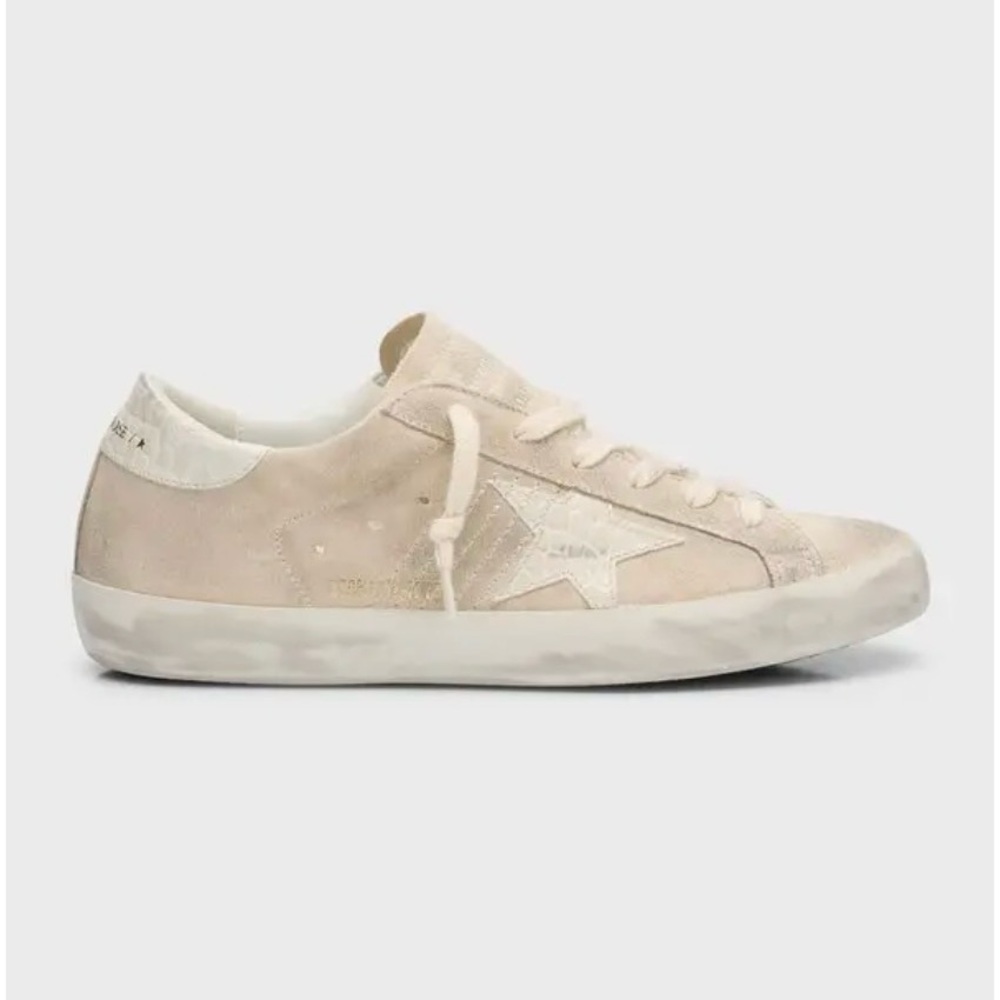 Women’s Golden Goose Superstars